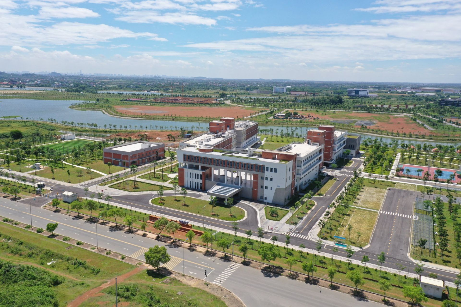 Thông báo tuyển dụng viên chức đợt 01 năm 2025