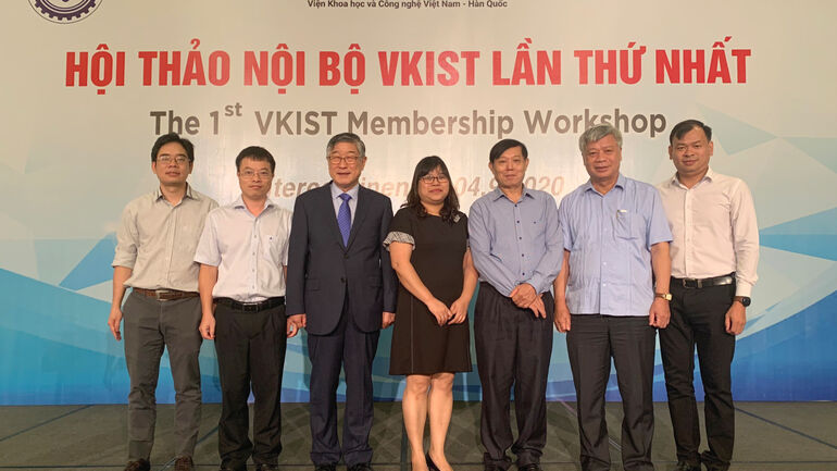 Hội thảo nội bộ của Viện Khoa học và Công nghệ Việt Nam – Hàn Quốc