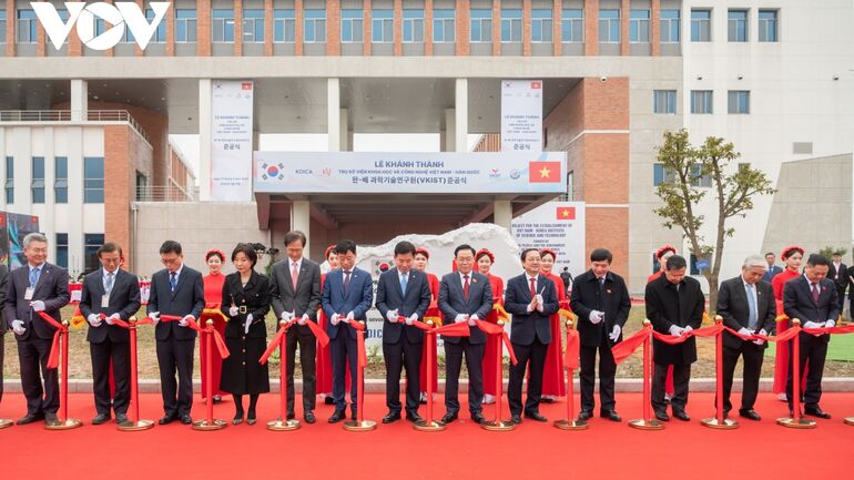 Khánh thành Viện Khoa học và Công nghệ Việt Nam-Hàn Quốc tại Hà Nội