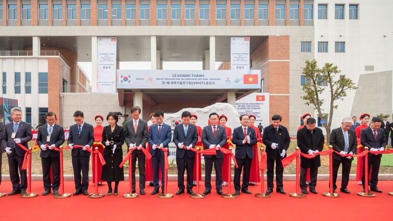 Chủ tịch Quốc hội Việt Nam và Chủ tịch Quốc hội Hàn Quốc dự Lễ Khánh thành trụ sở Viện VKIST